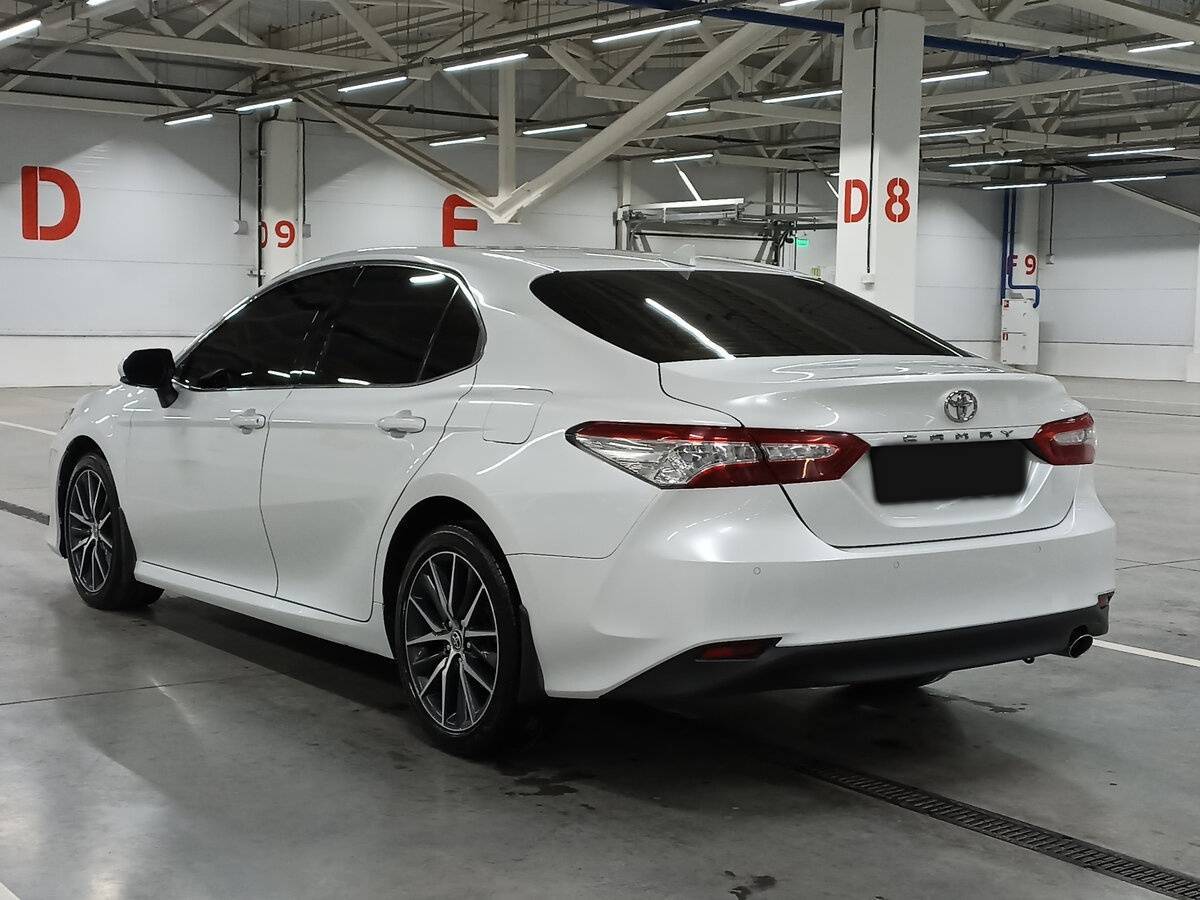 Купить Toyota Camry с пробегом. Фото: #6