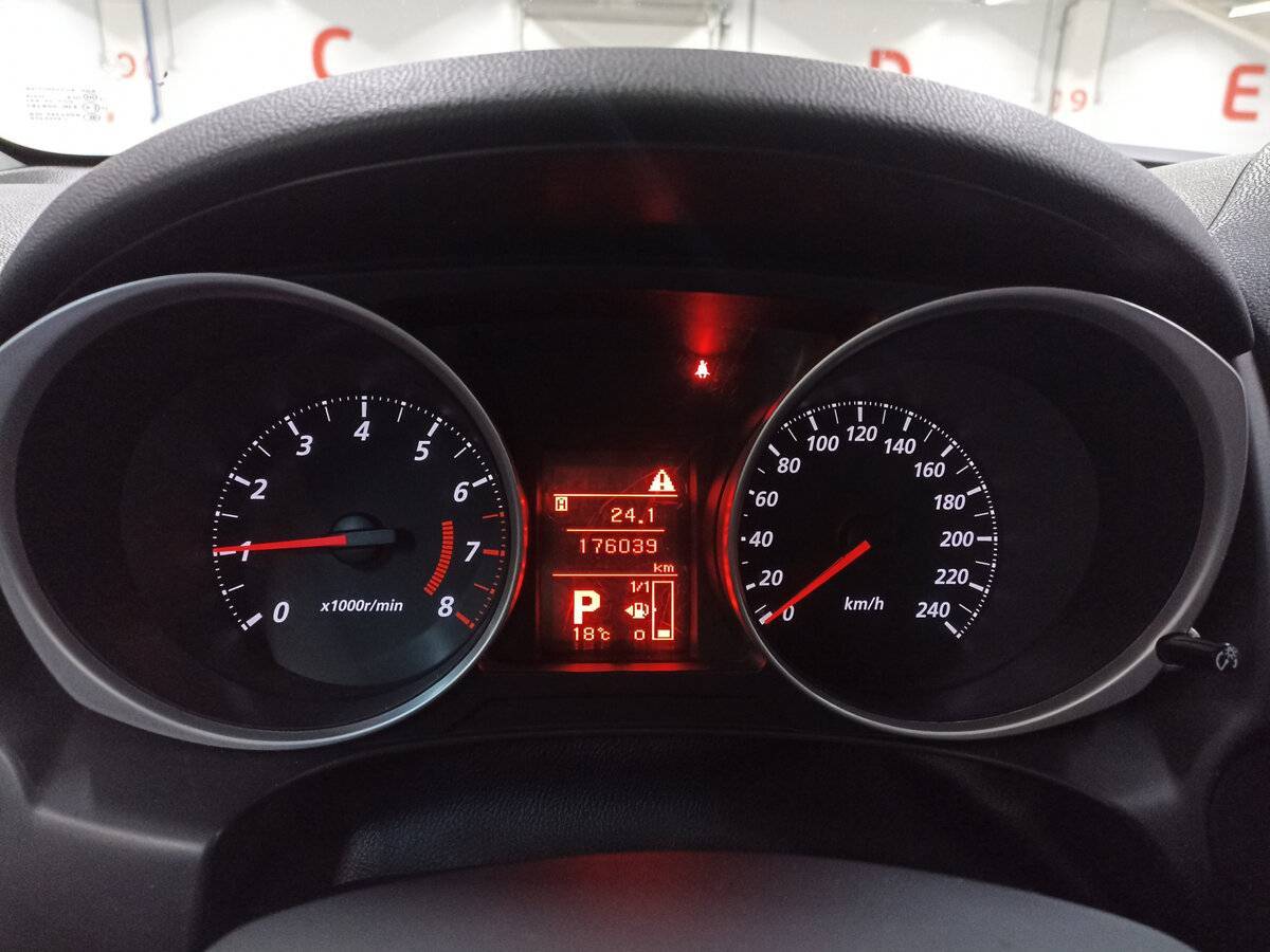 Продажа Б/У Митсубиши АС-Икс. Фото: #12