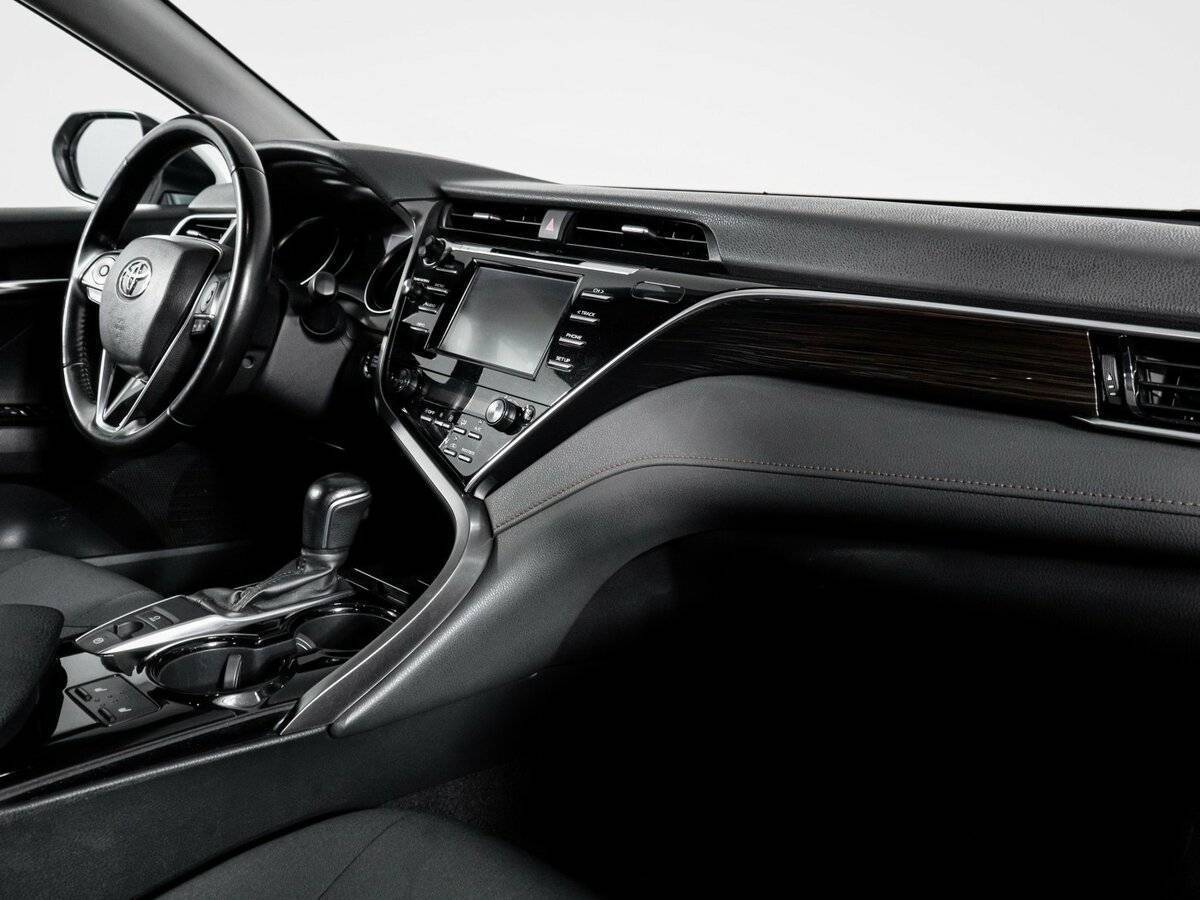 Купить Toyota Camry с пробегом. Фото: #8