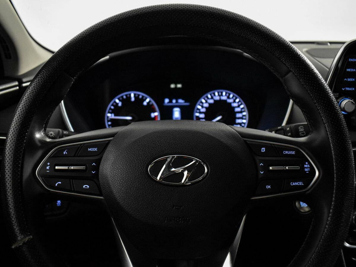 Купить Hyundai Santa Fe с пробегом. Фото: #17