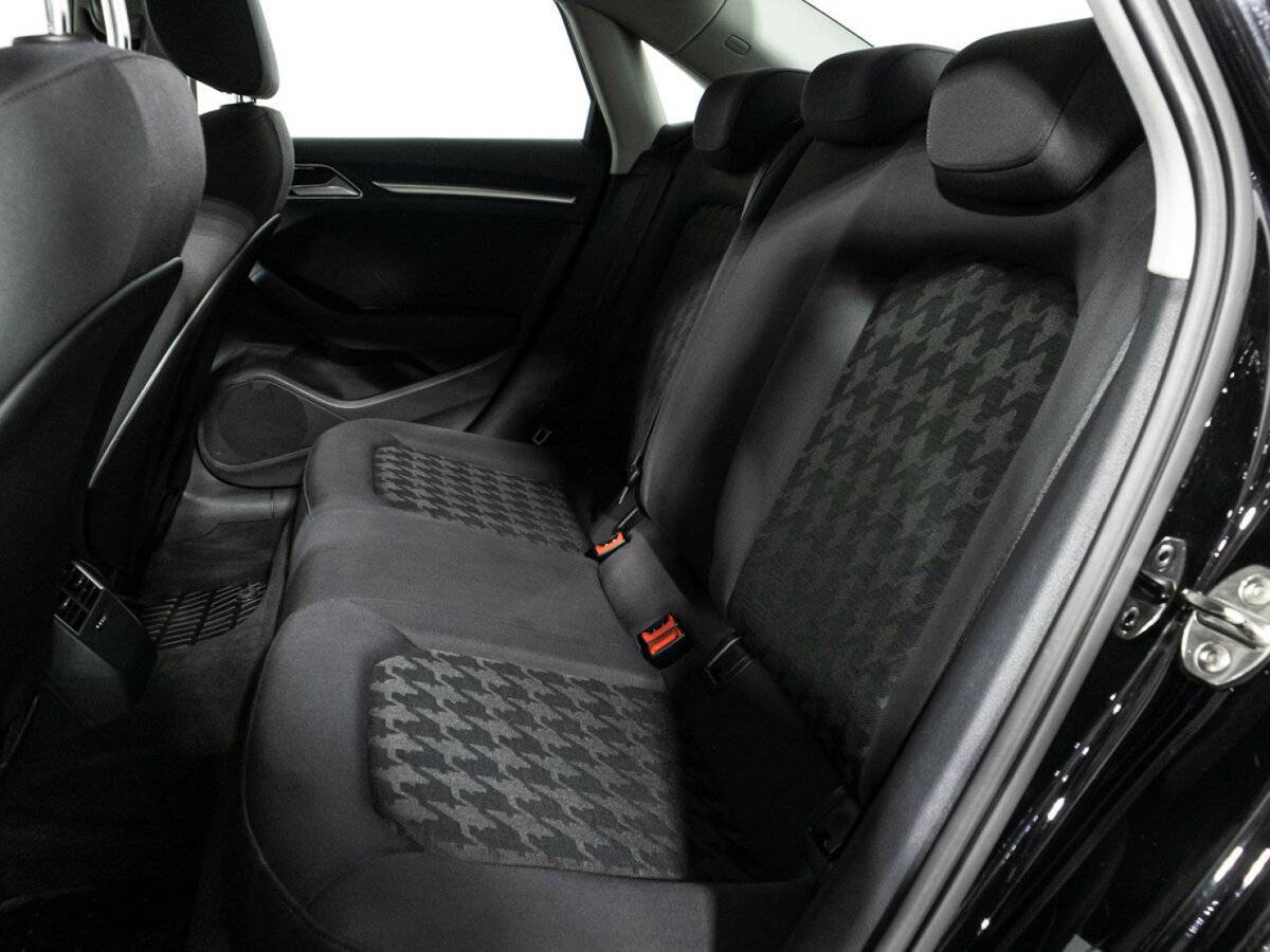 Купить Audi A3 с пробегом. Фото: #9