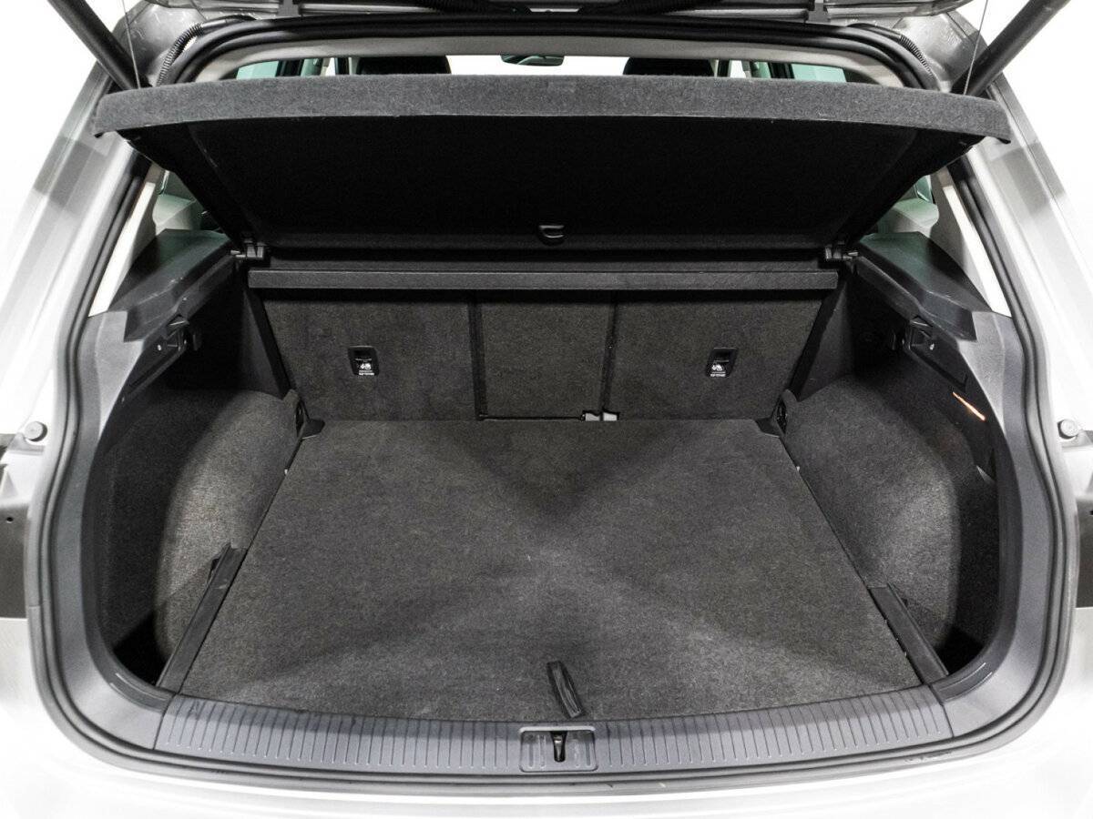 Купить Volkswagen Tiguan с пробегом. Фото: #14