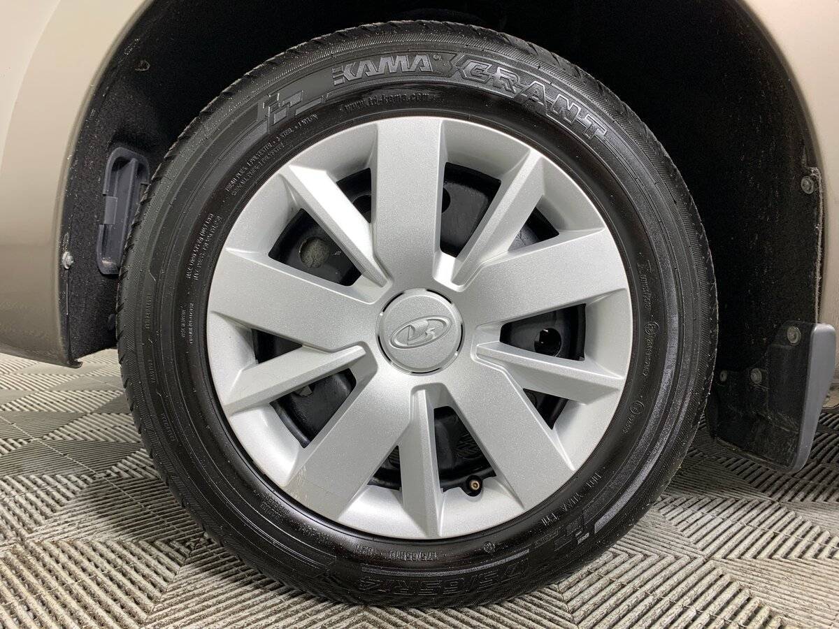 Купить Lada (ВАЗ) Granta с пробегом. Фото: #8