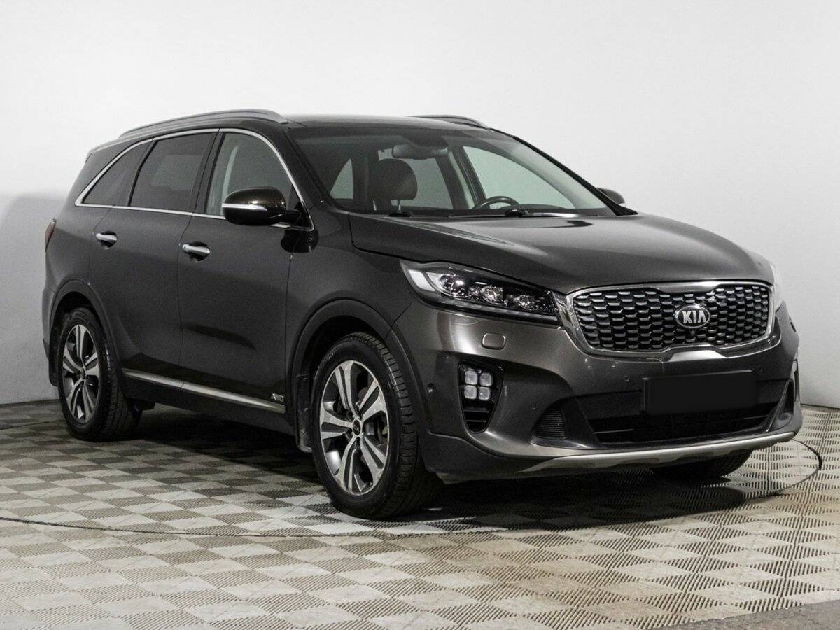 Купить Kia Sorento с пробегом. Фото: #2
