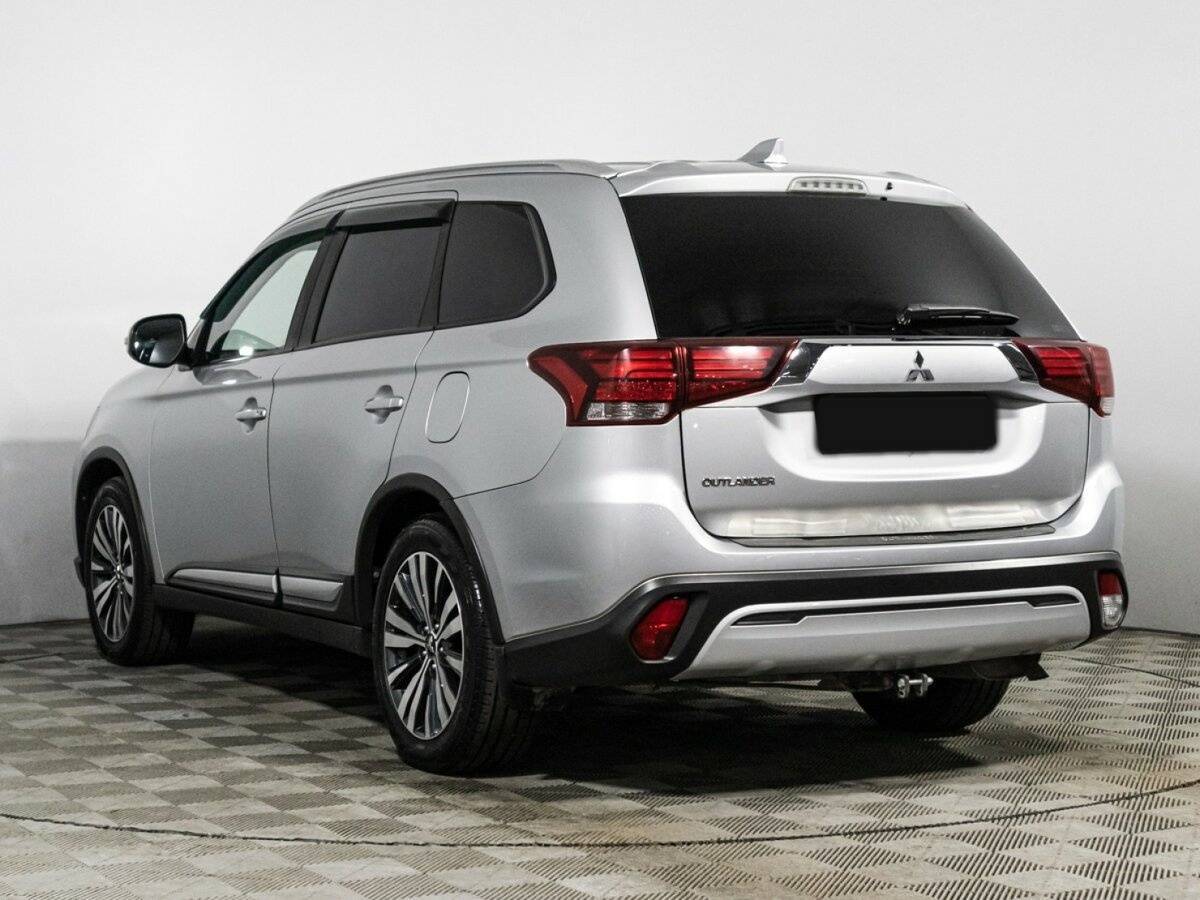 Купить Mitsubishi Outlander с пробегом. Фото: #5