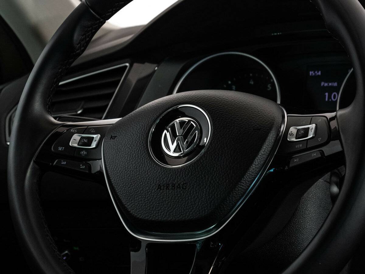 Купить Volkswagen Tiguan с пробегом. Фото: #11