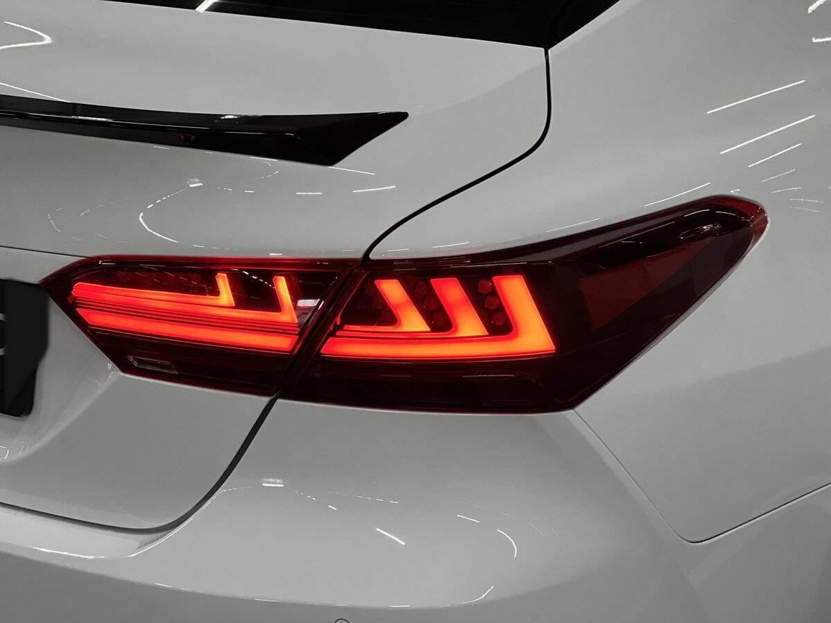 Купить Toyota Camry с пробегом. Фото: #8