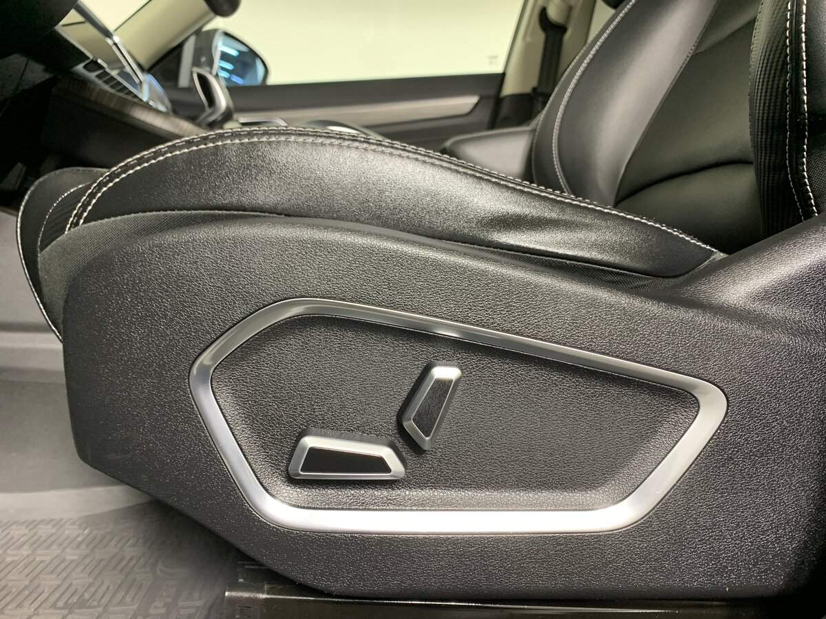 Купить Geely Atlas Pro с пробегом. Фото: #14