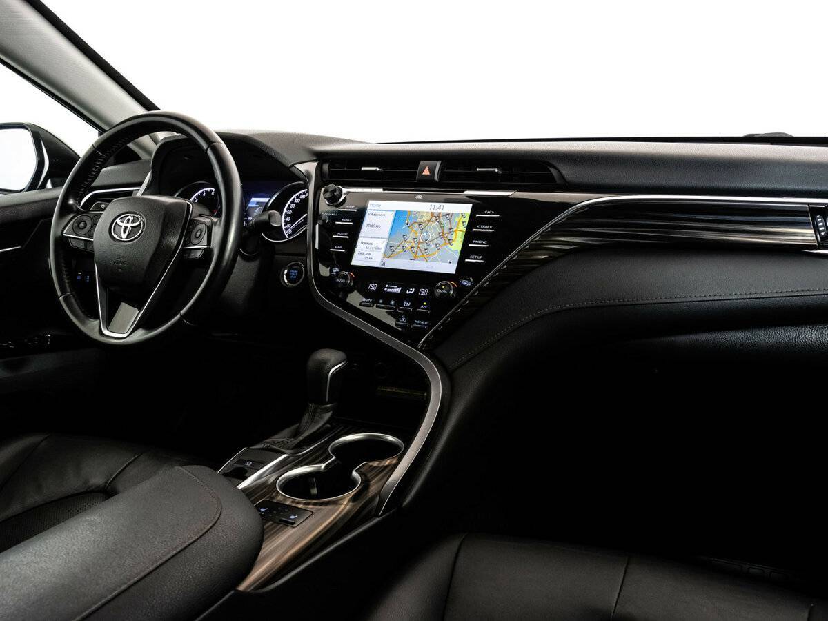 Купить Toyota Camry с пробегом. Фото: #8
