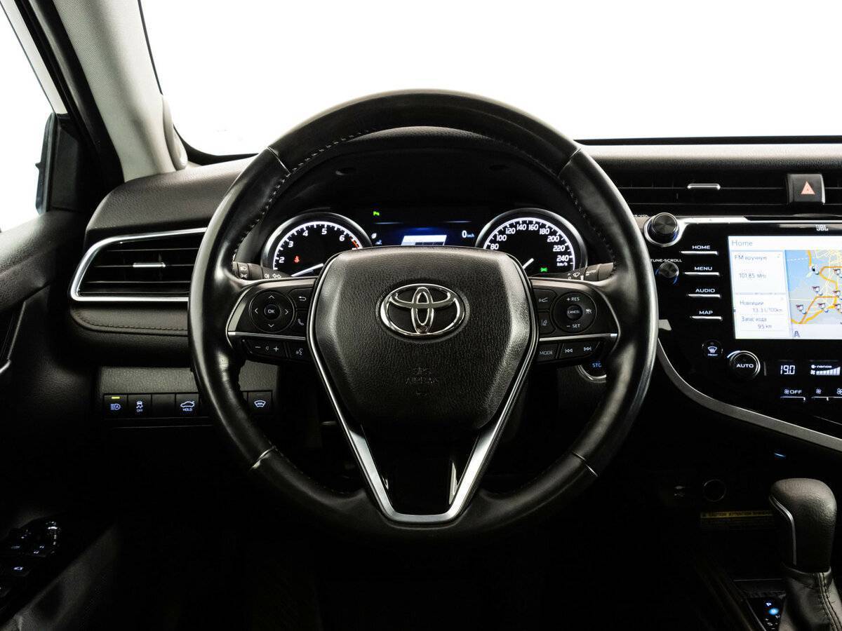 Купить Toyota Camry с пробегом. Фото: #11