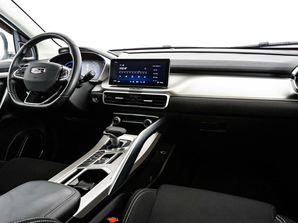 Купить Geely Coolray с пробегом. Фото: #8