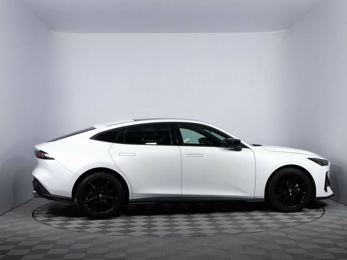 Купить Changan UNI-V с пробегом. Фото: #3