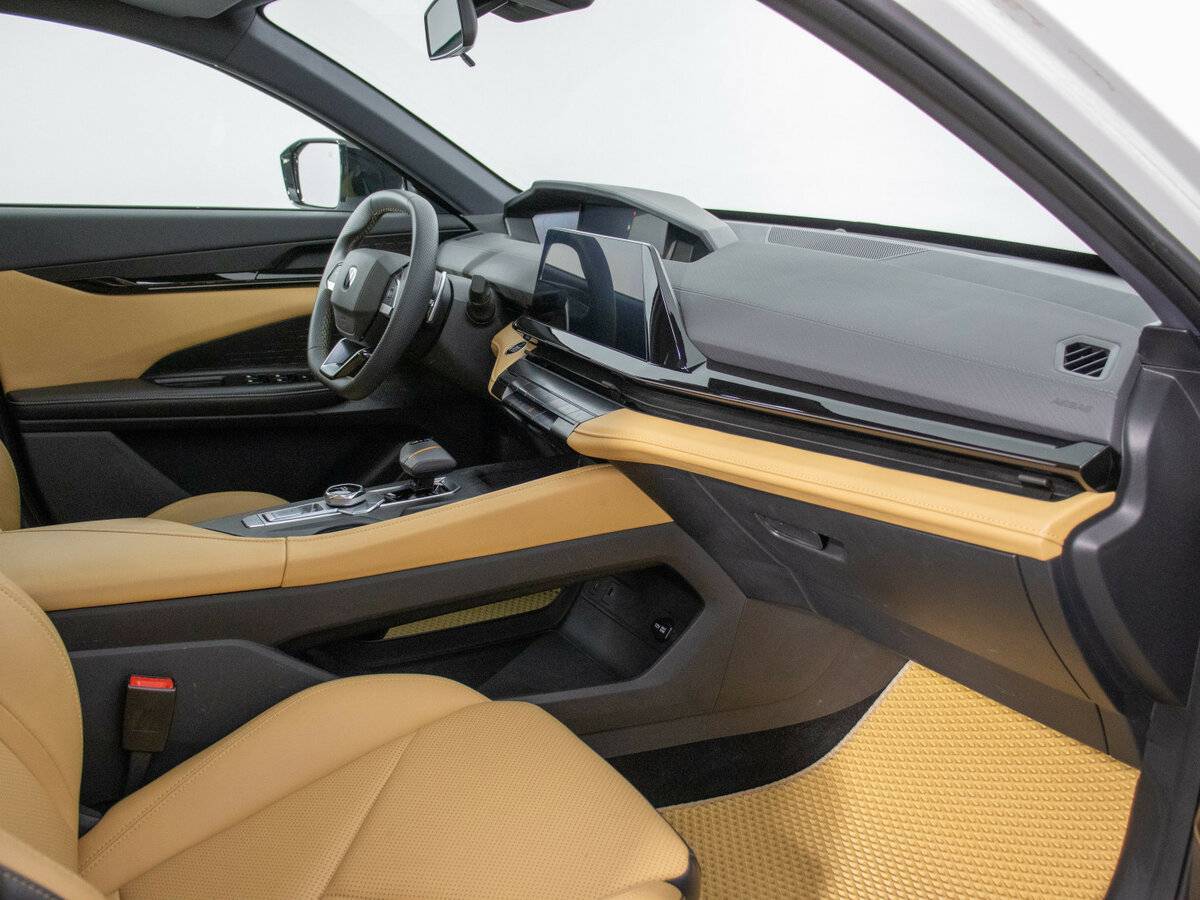 Купить Changan UNI-V с пробегом. Фото: #8