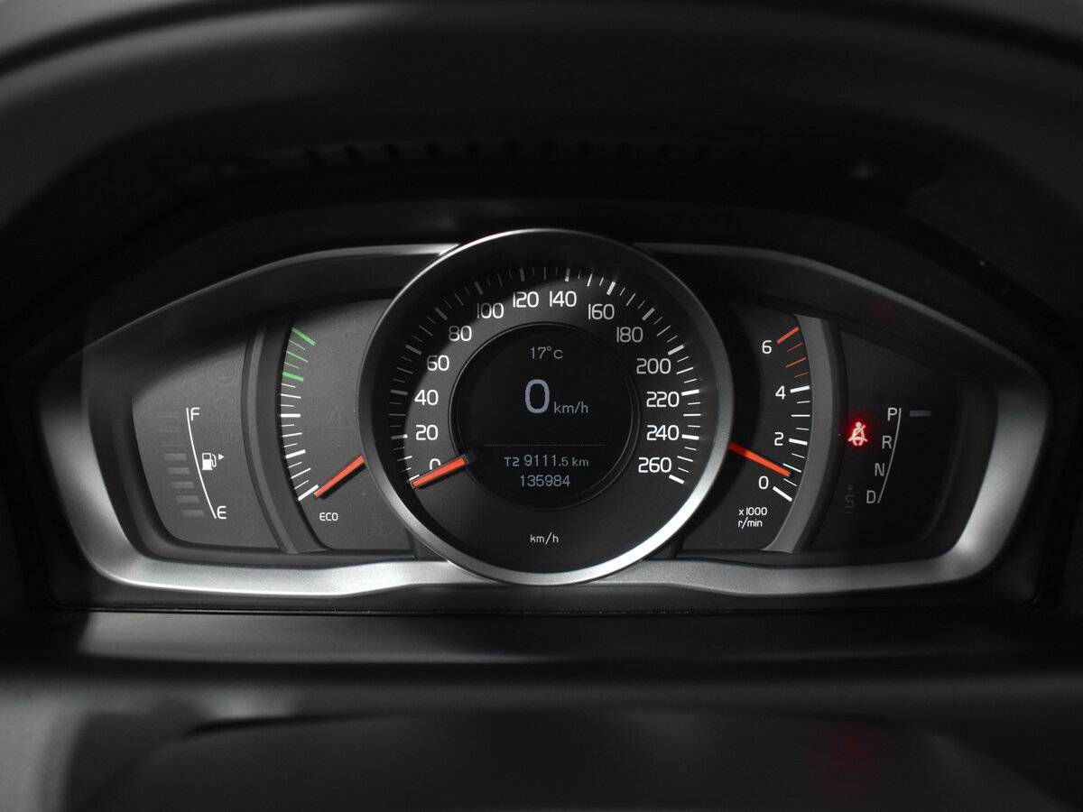 Купить Volvo XC60 с пробегом. Фото: #13