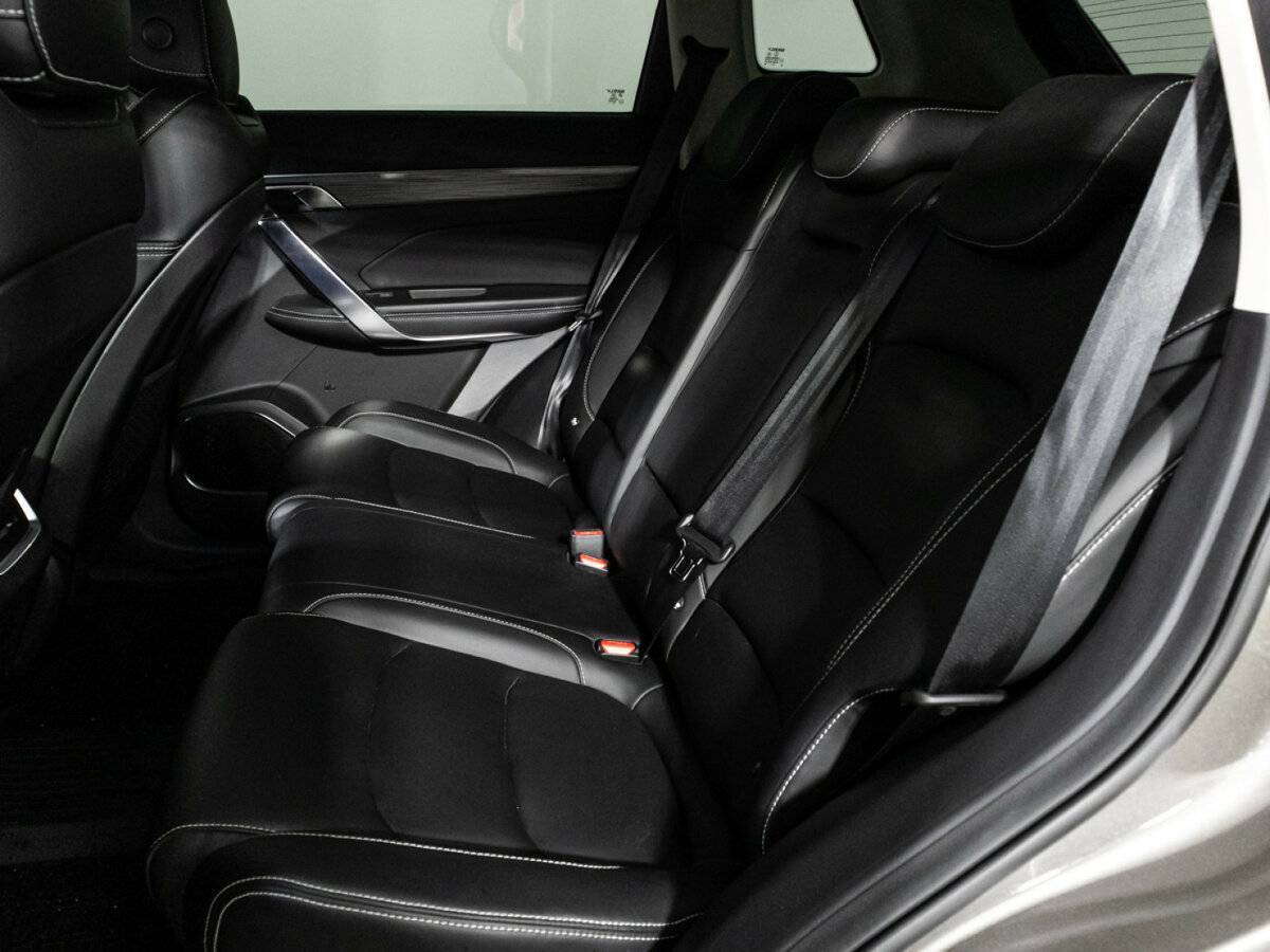 Купить Geely Atlas Pro с пробегом. Фото: #9