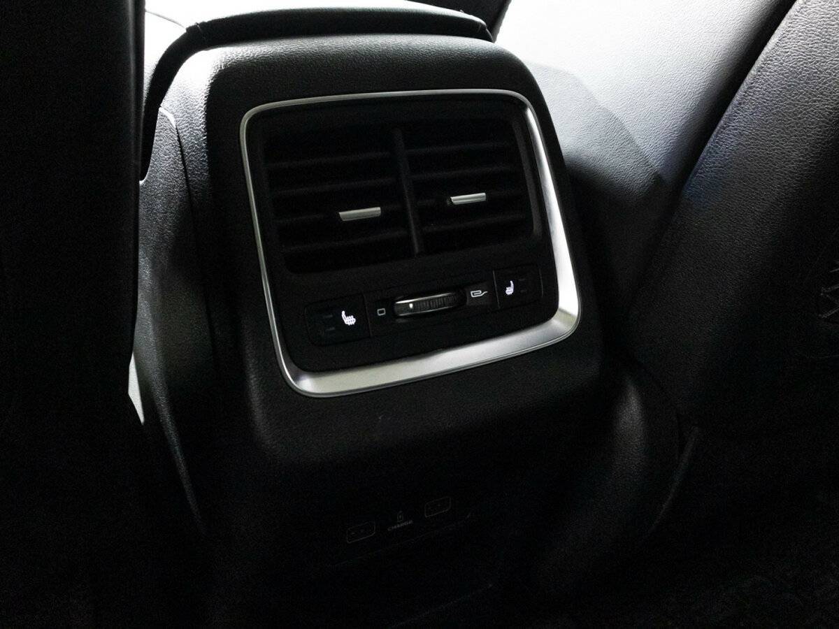 Купить Geely Atlas Pro с пробегом. Фото: #15