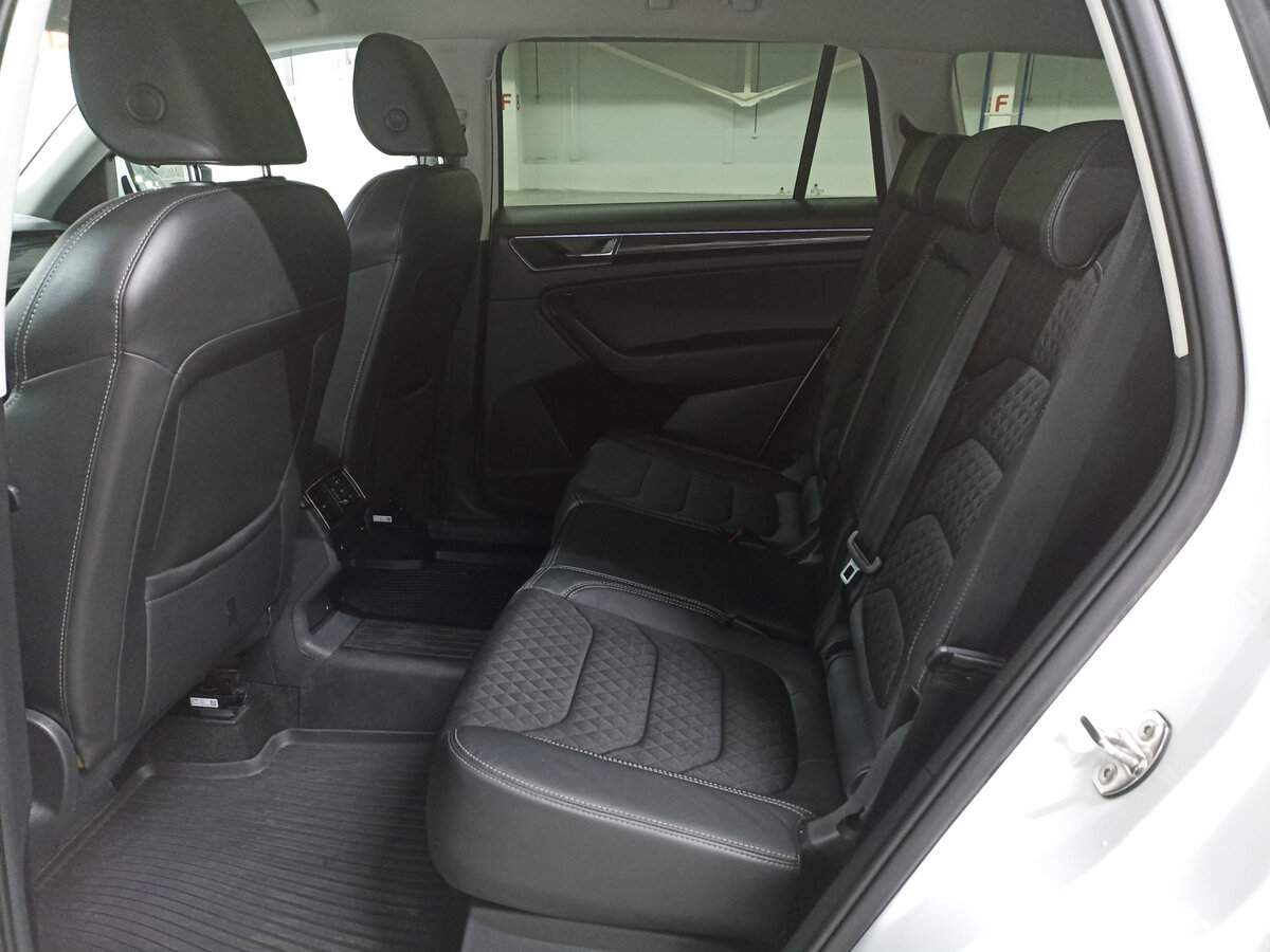 Купить Skoda Kodiaq с пробегом. Фото: #11