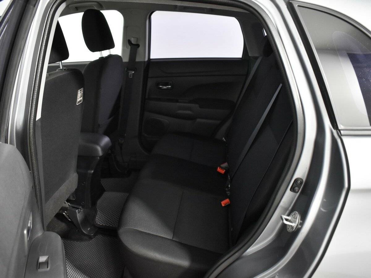 Продажа Б/У Митсубиши АС-Икс. Фото: #11