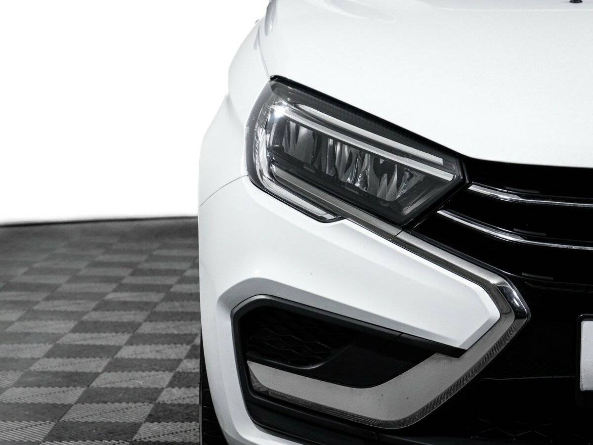 Купить Lada (ВАЗ) Vesta с пробегом. Фото: #17