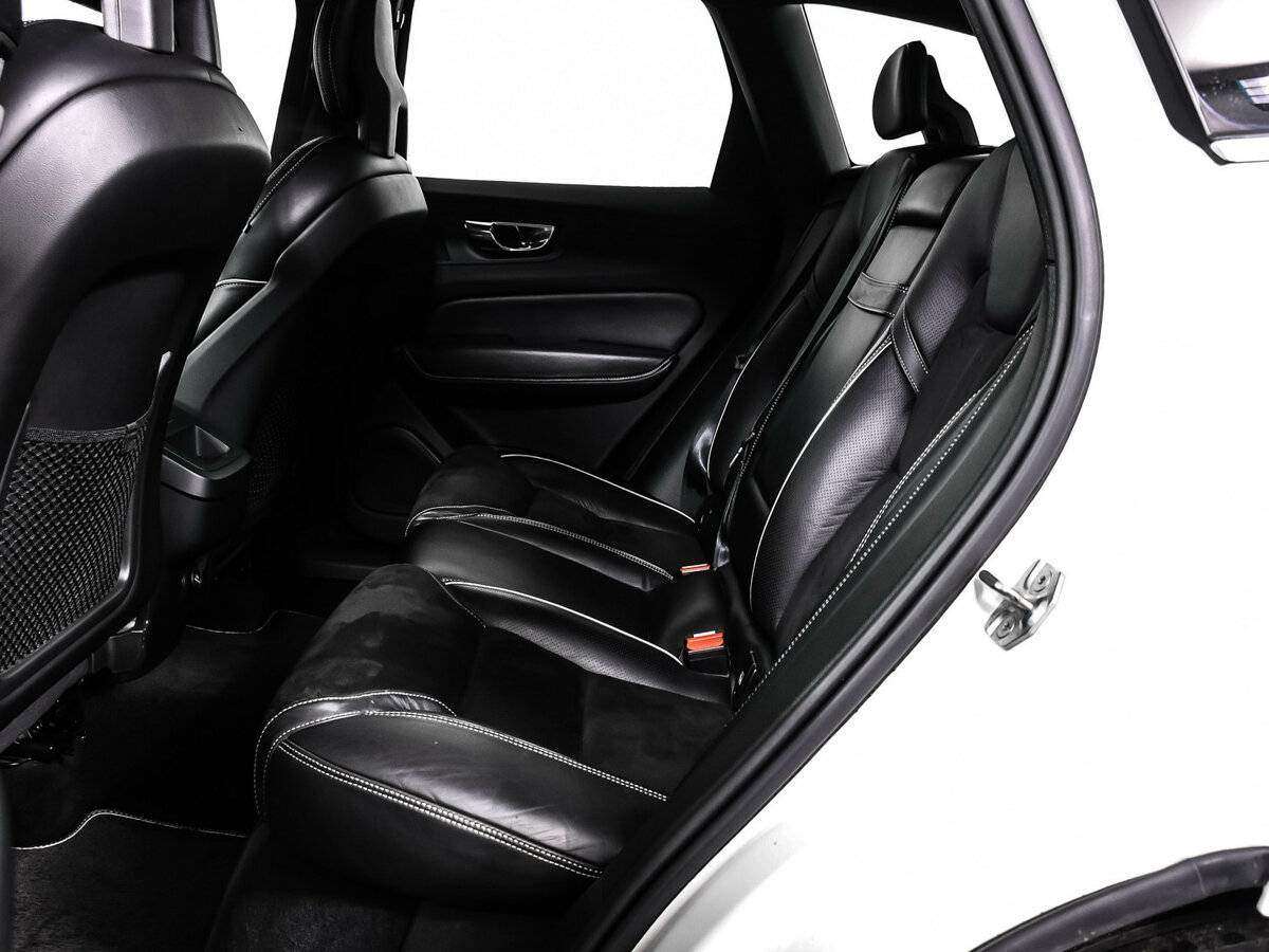 Купить Volvo XC60 с пробегом. Фото: #12
