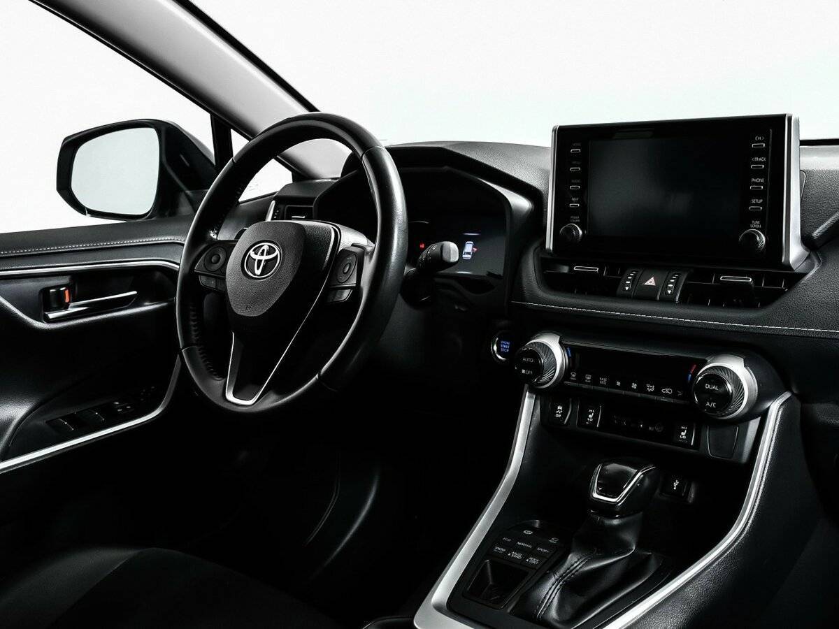 Купить Toyota RAV4 с пробегом. Фото: #8