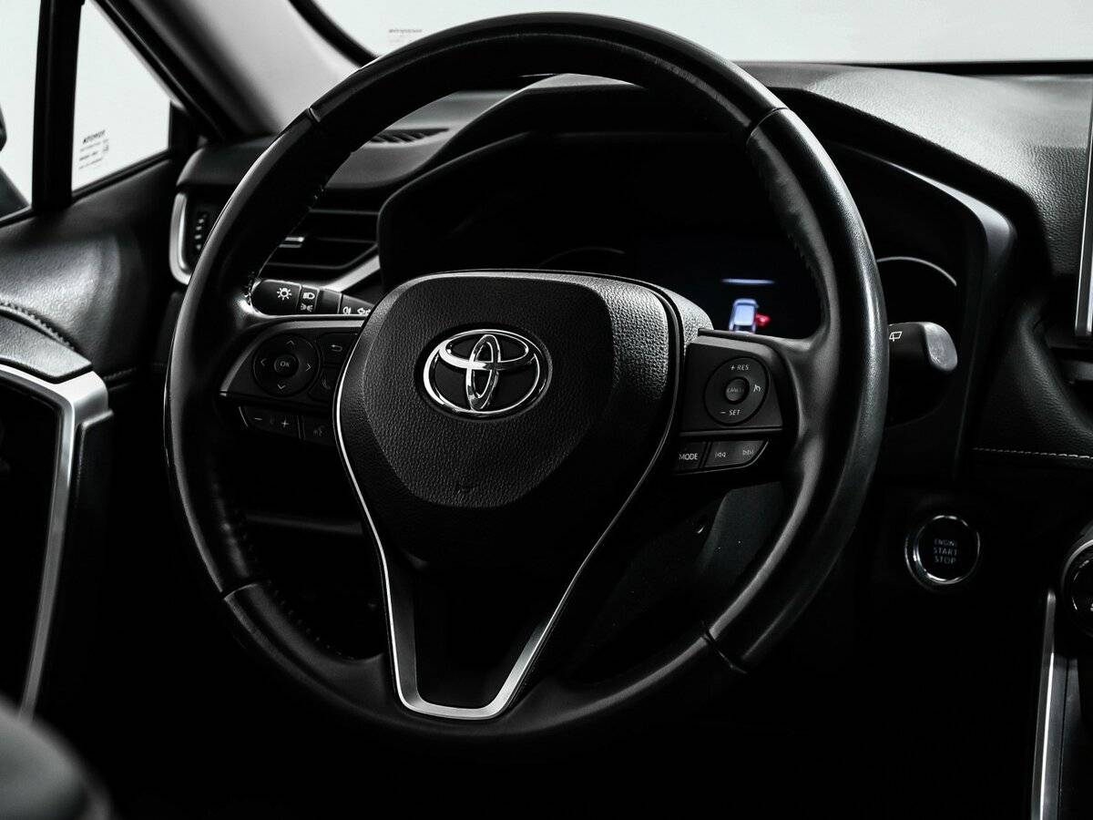 Купить Toyota RAV4 с пробегом. Фото: #11