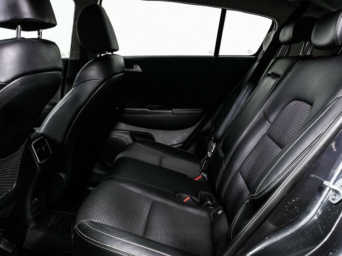 Купить Kia Sportage с пробегом. Фото: #12