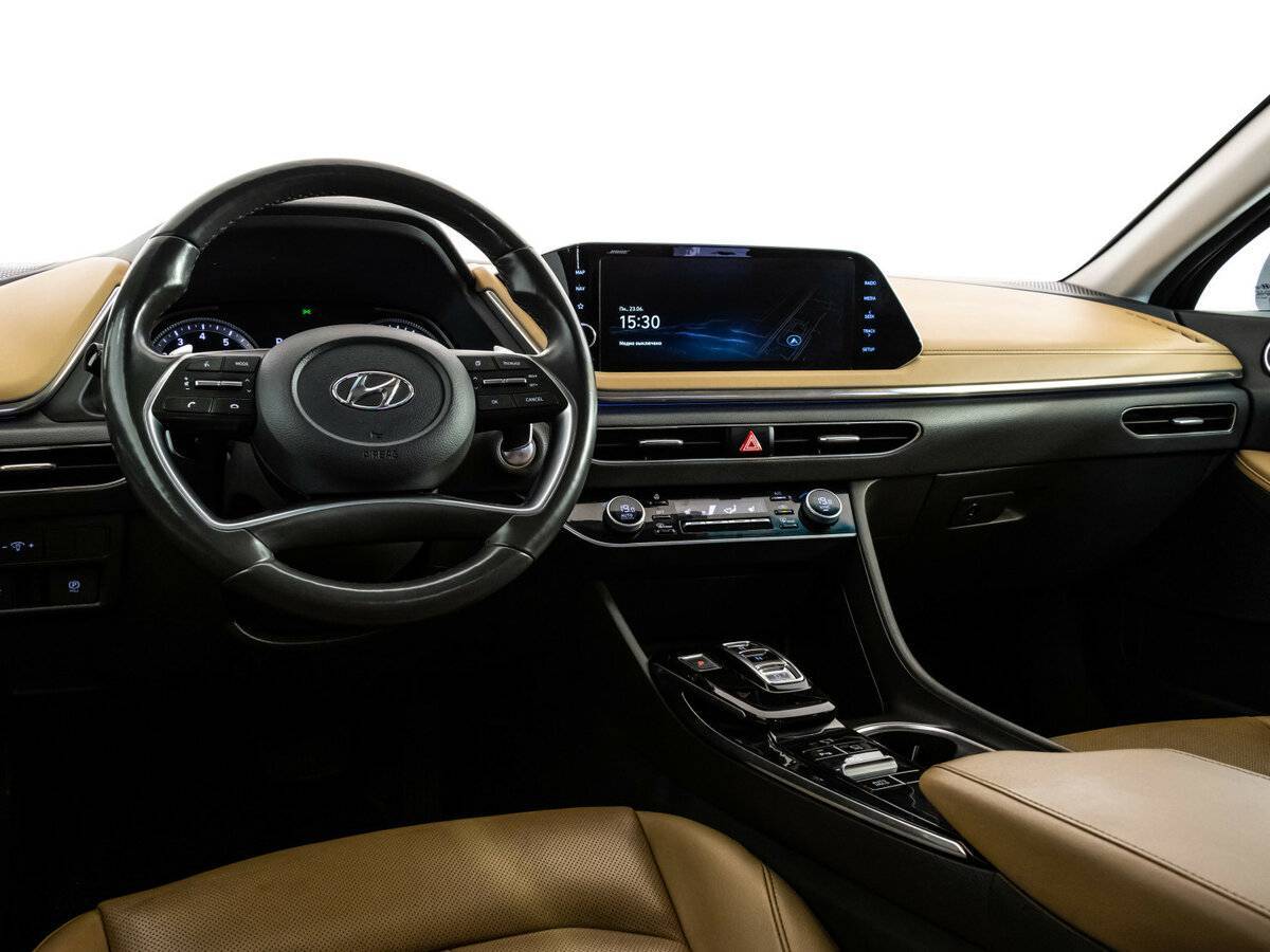 Купить Hyundai Sonata с пробегом. Фото: #10