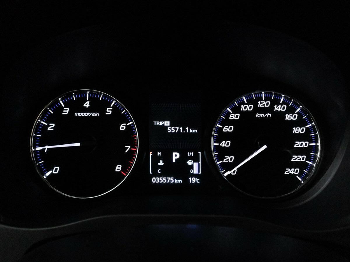 Купить Mitsubishi Outlander с пробегом. Фото: #11