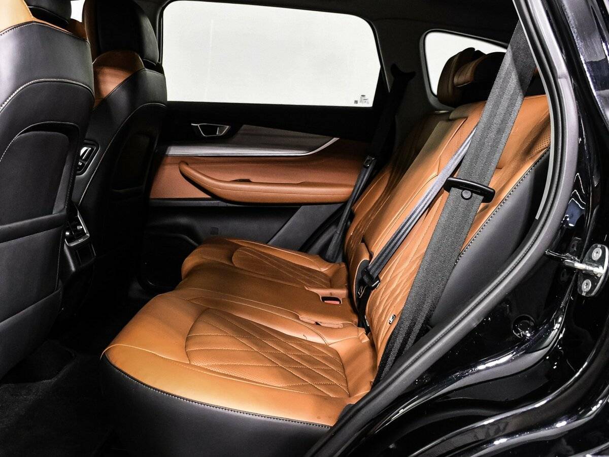 Купить Chery Tiggo 8 Pro Max с пробегом. Фото: #11