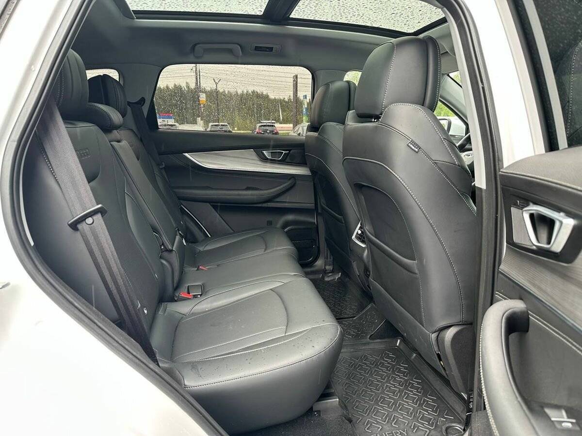 Купить Chery Tiggo 8 Pro Max с пробегом. Фото: #20