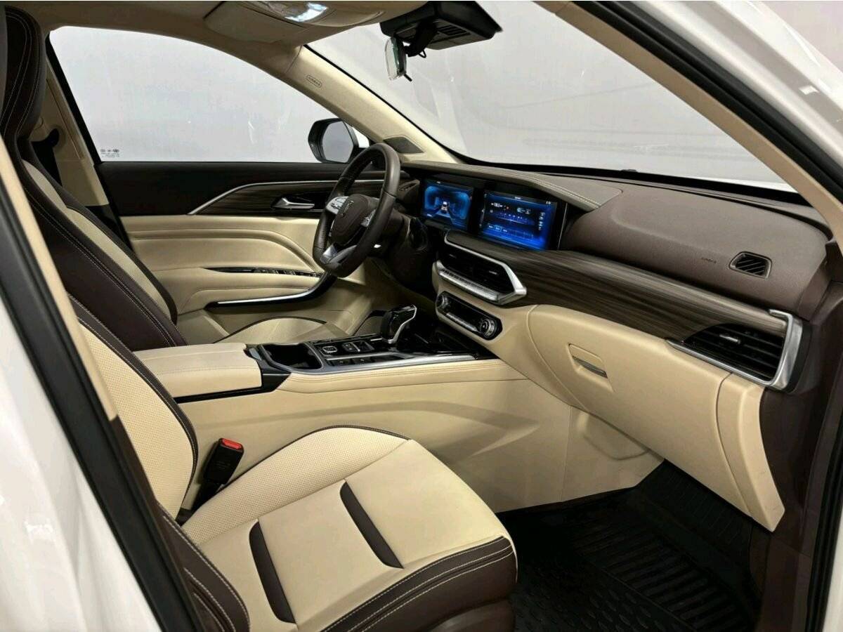 Купить FAW Bestune T77 с пробегом. Фото: #10