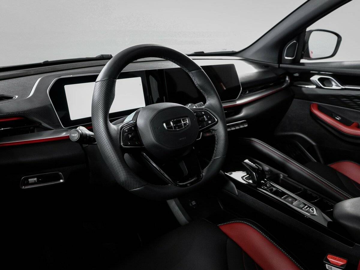 Купить Geely Coolray с пробегом. Фото: #13