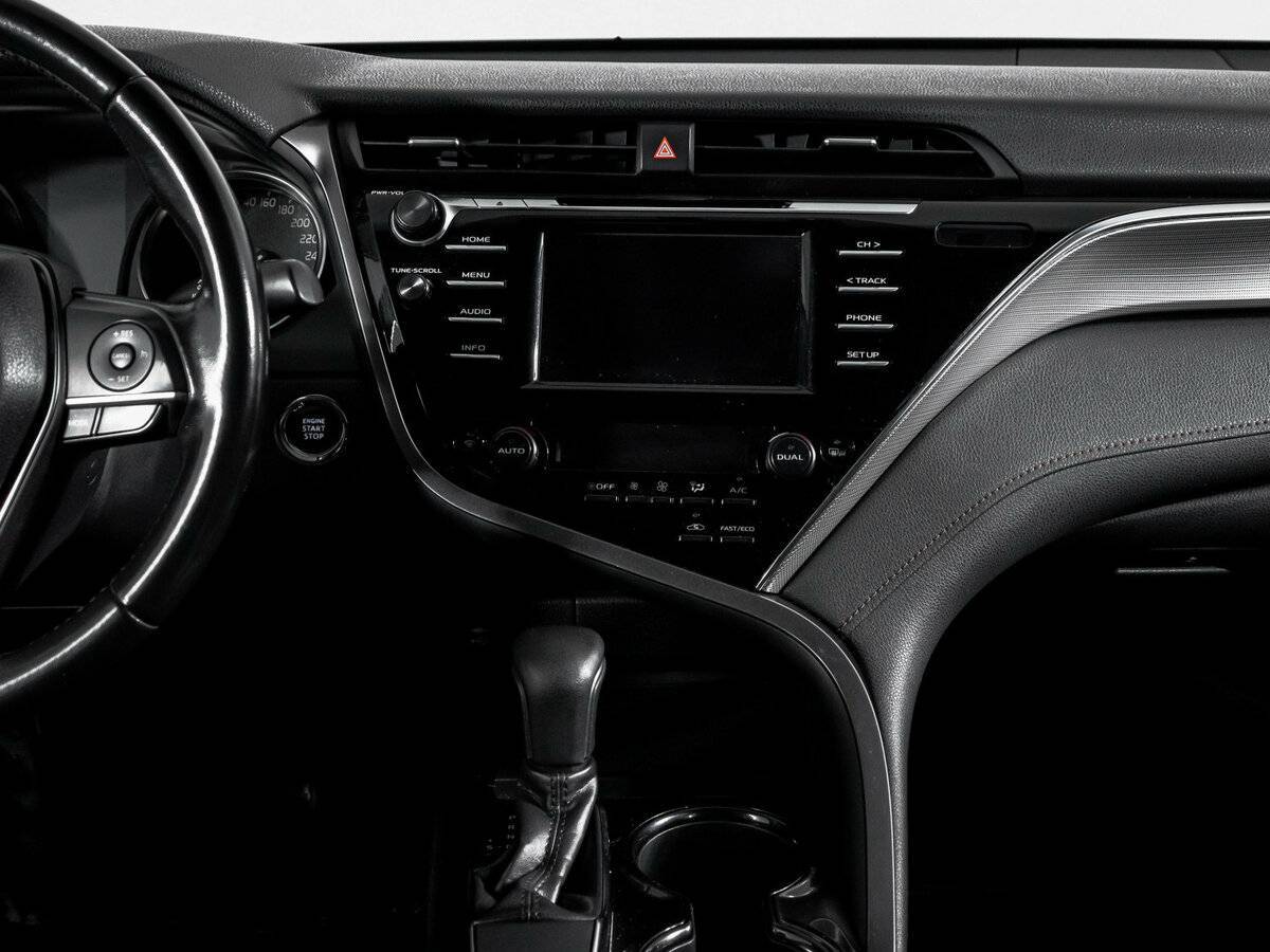 Купить Toyota Camry с пробегом. Фото: #12