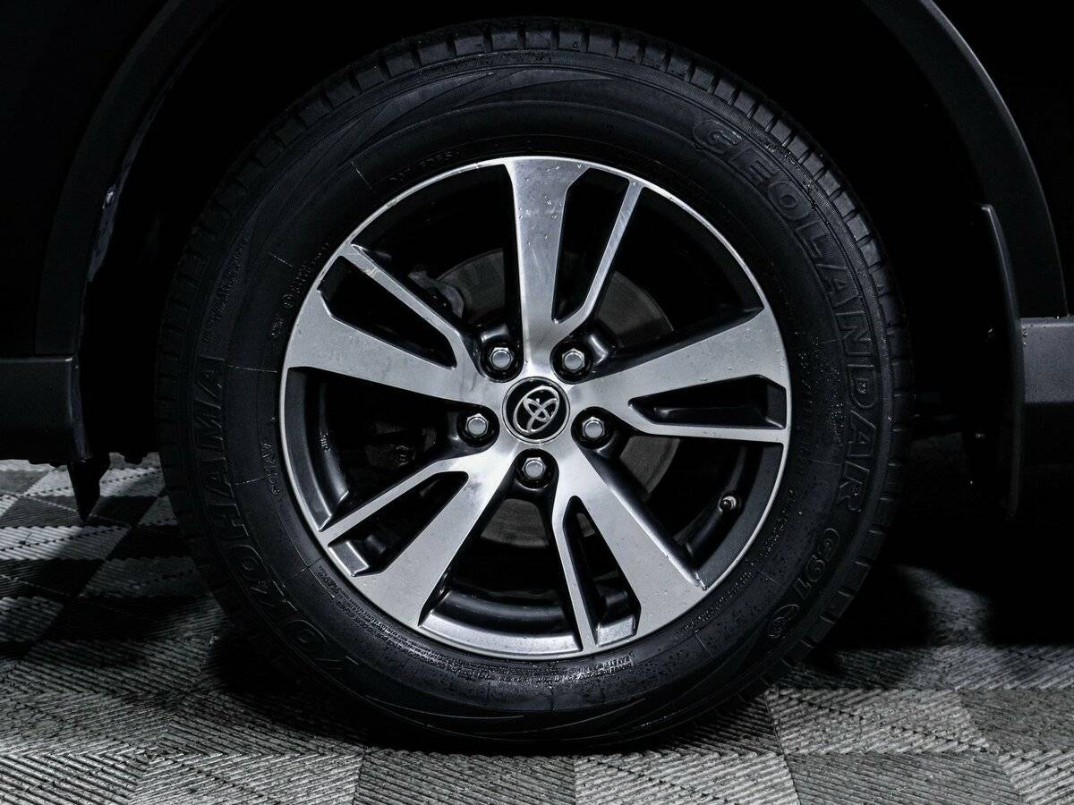 Купить Toyota RAV4 с пробегом. Фото: #14