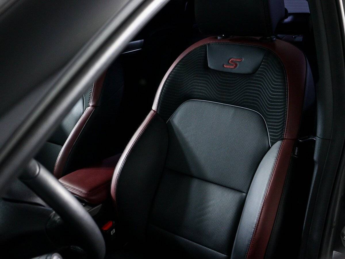 Купить Geely Coolray с пробегом. Фото: #21