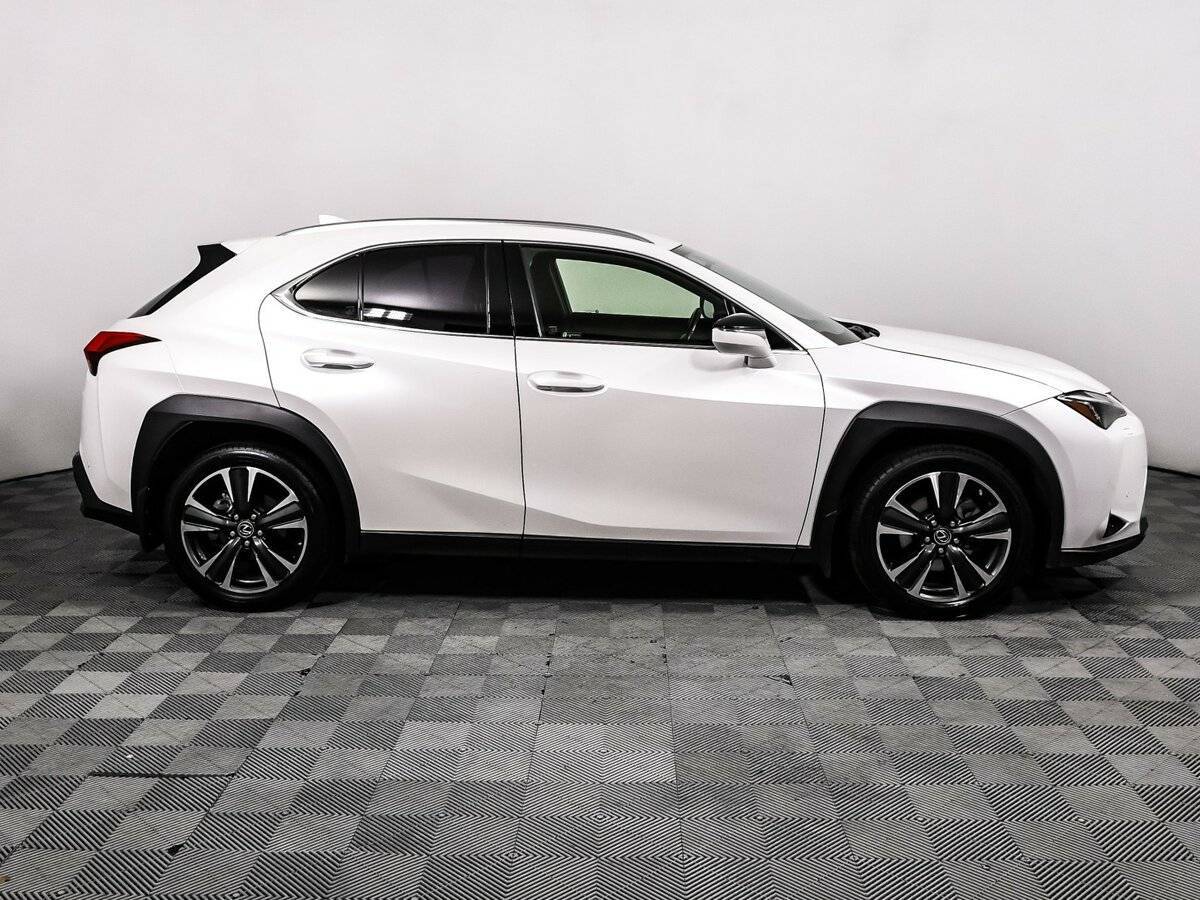 Купить Lexus UX с пробегом. Фото: #3