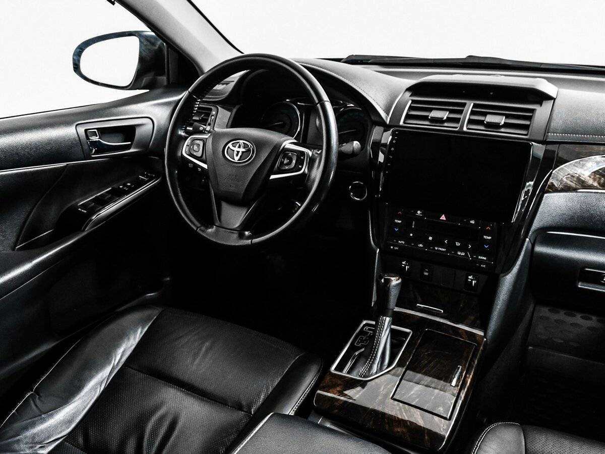 Купить Toyota Camry с пробегом. Фото: #8