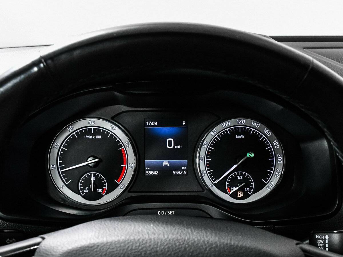 Купить Skoda Karoq с пробегом. Фото: #9