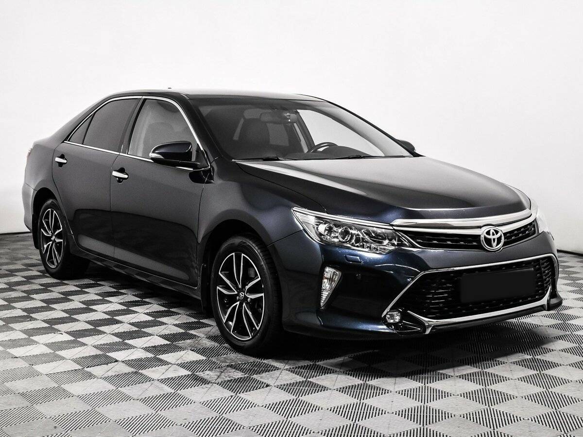 Купить Toyota Camry с пробегом. Фото: #2