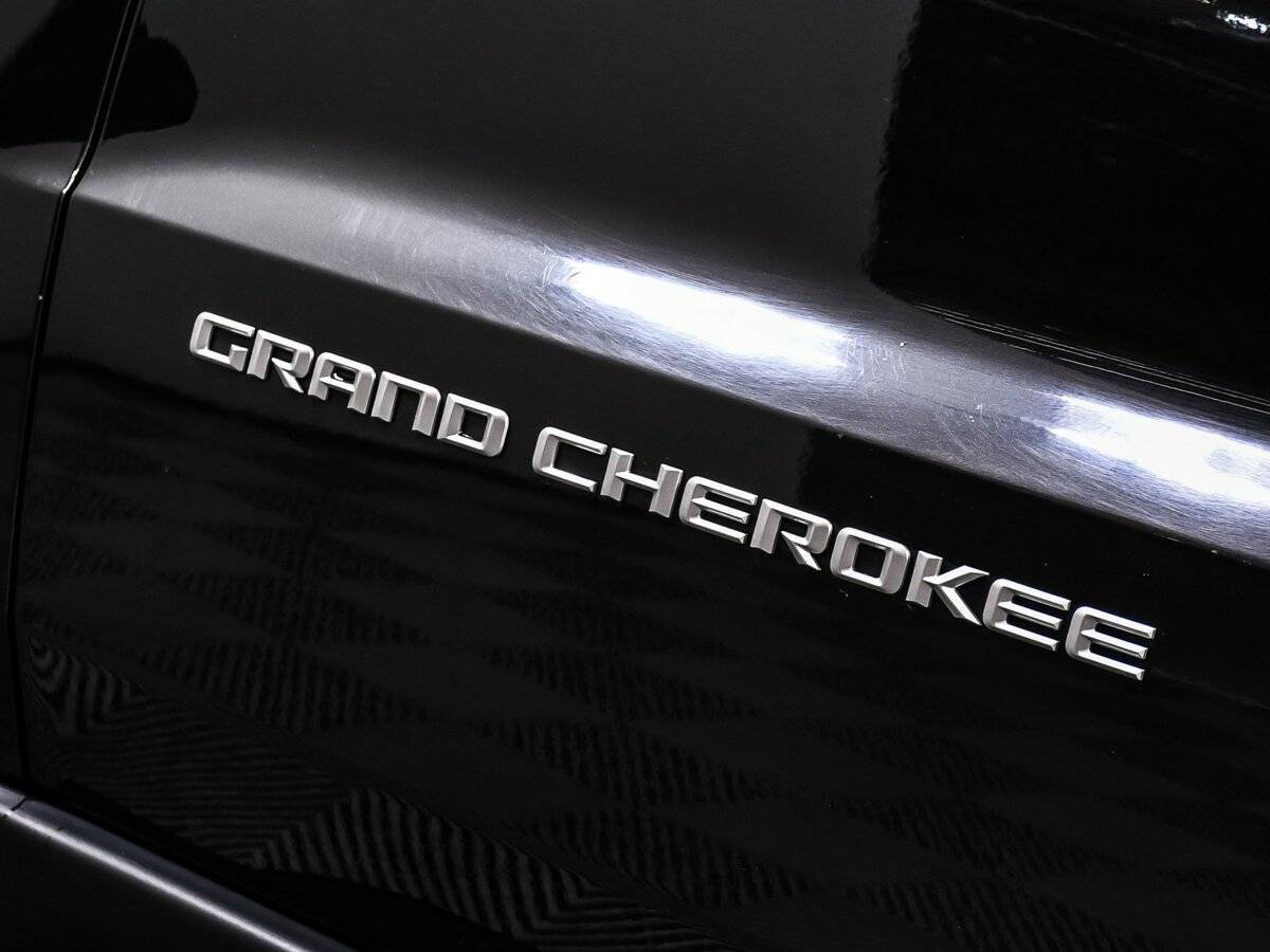 Купить Jeep Grand Cherokee с пробегом. Фото: #14