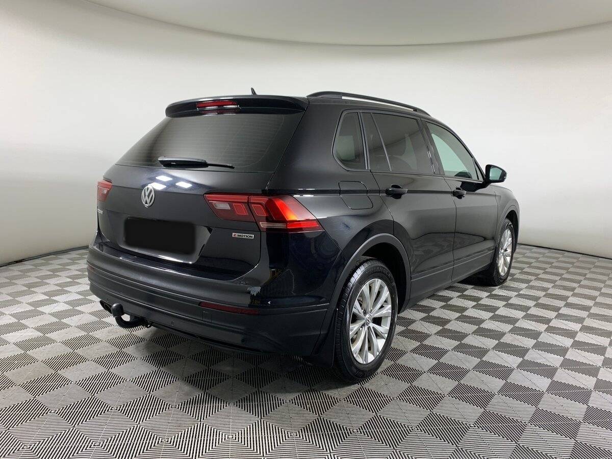 Купить Volkswagen Tiguan с пробегом. Фото: #4