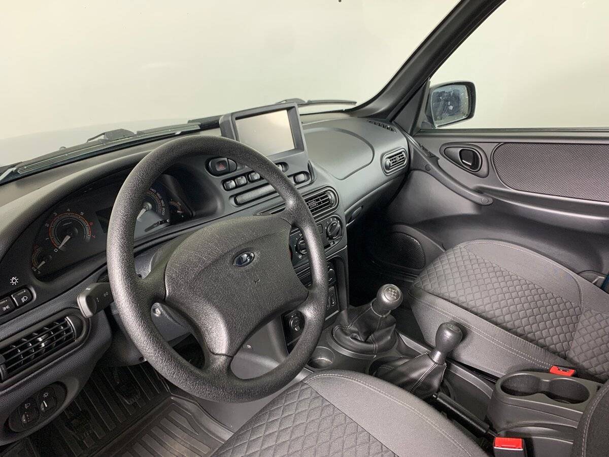 Купить Lada (ВАЗ) Niva с пробегом. Фото: #10