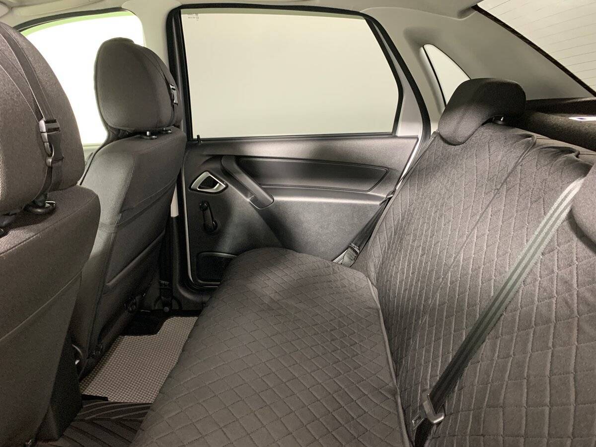 Купить Lada (ВАЗ) Granta с пробегом. Фото: #17