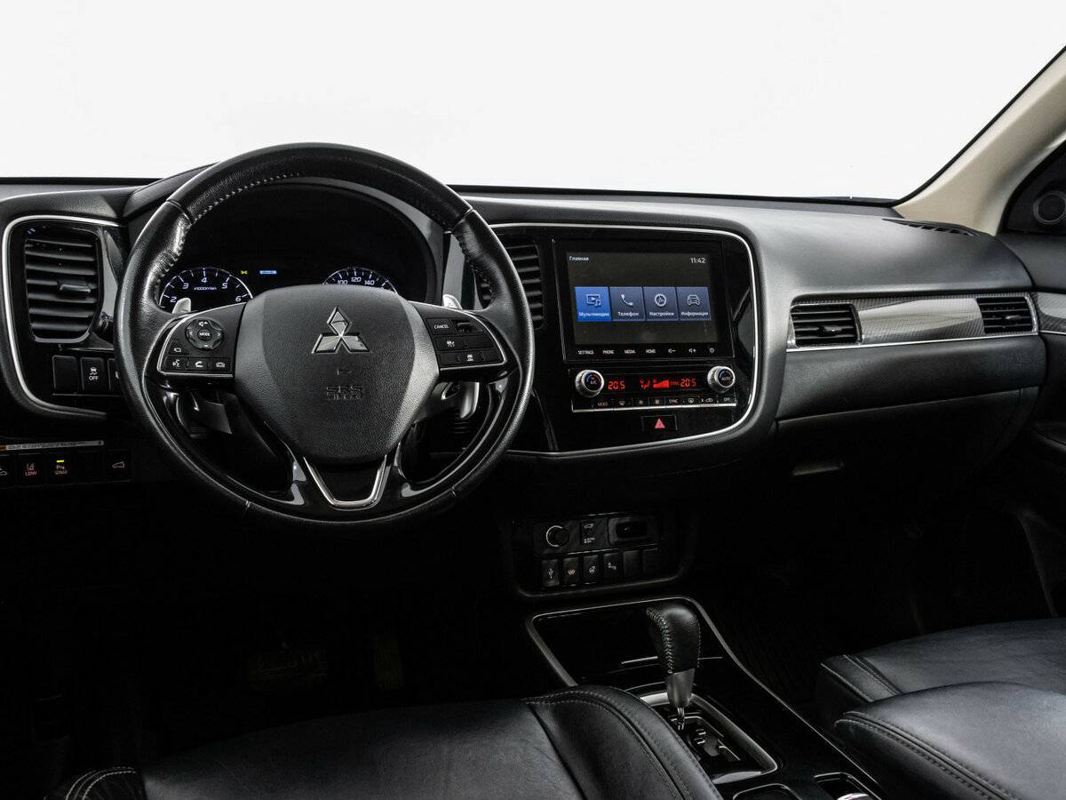 Купить Mitsubishi Outlander с пробегом. Фото: #10