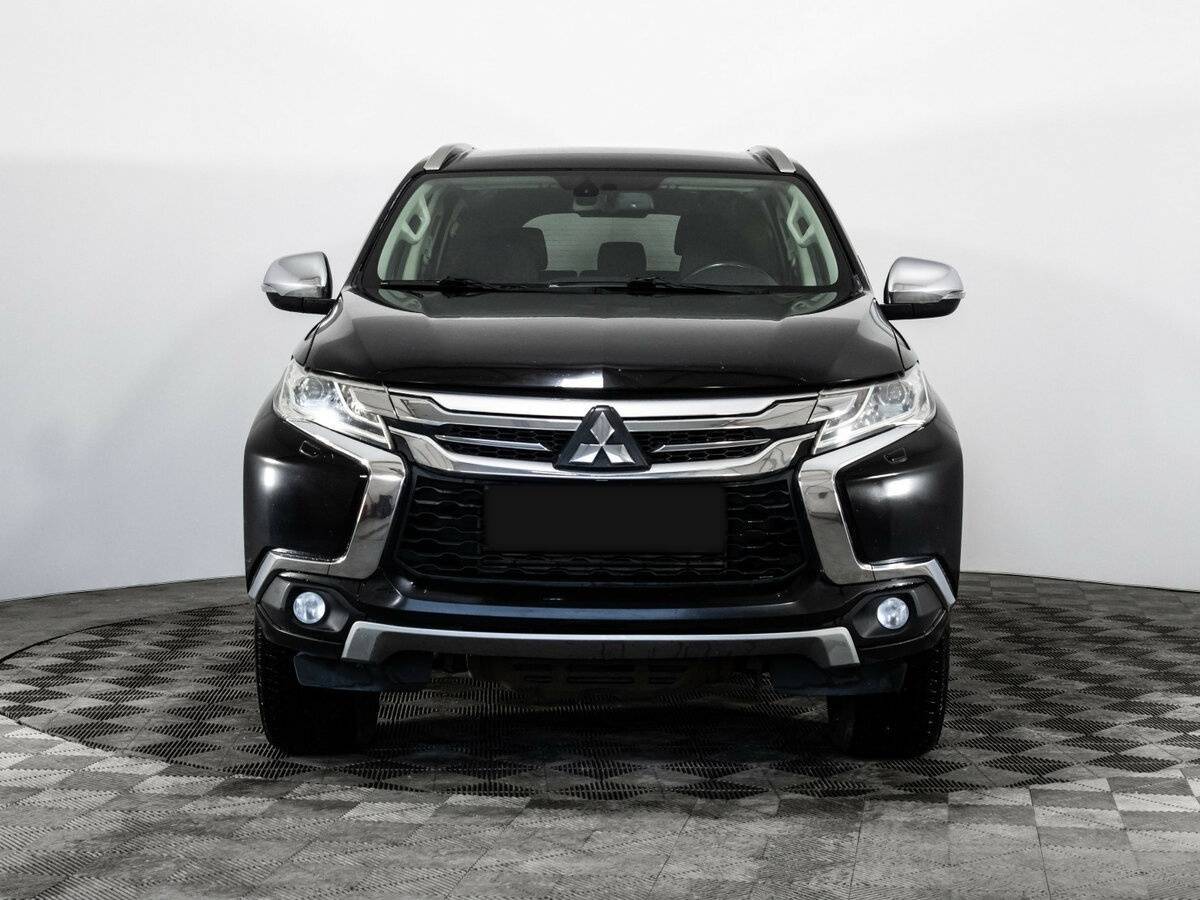 Купить Mitsubishi Pajero Sport с пробегом. Фото: #1