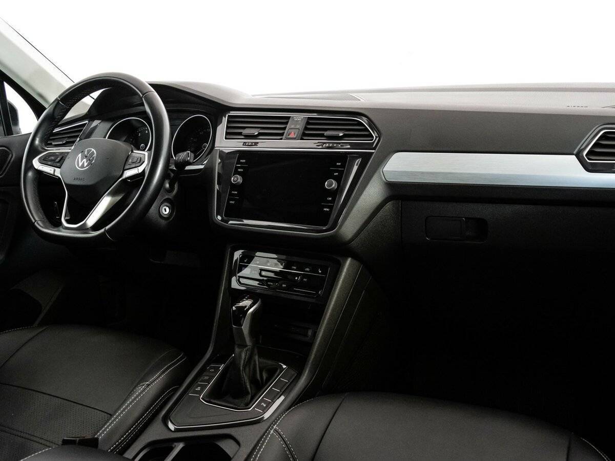 Купить Volkswagen Tiguan с пробегом. Фото: #6