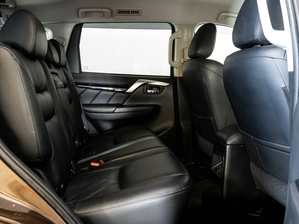 Купить Mitsubishi Pajero Sport с пробегом. Фото: #20