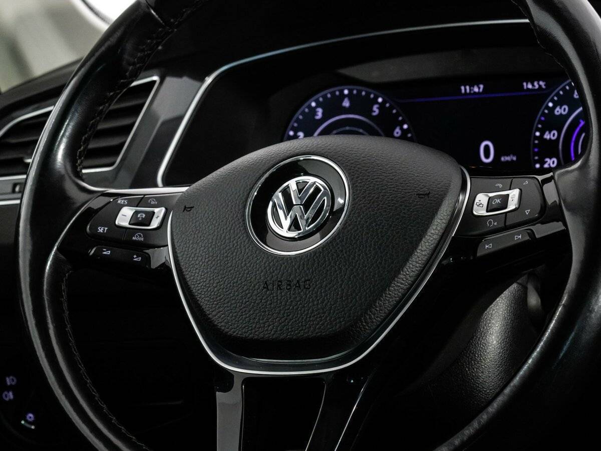 Купить Volkswagen Tiguan с пробегом. Фото: #12
