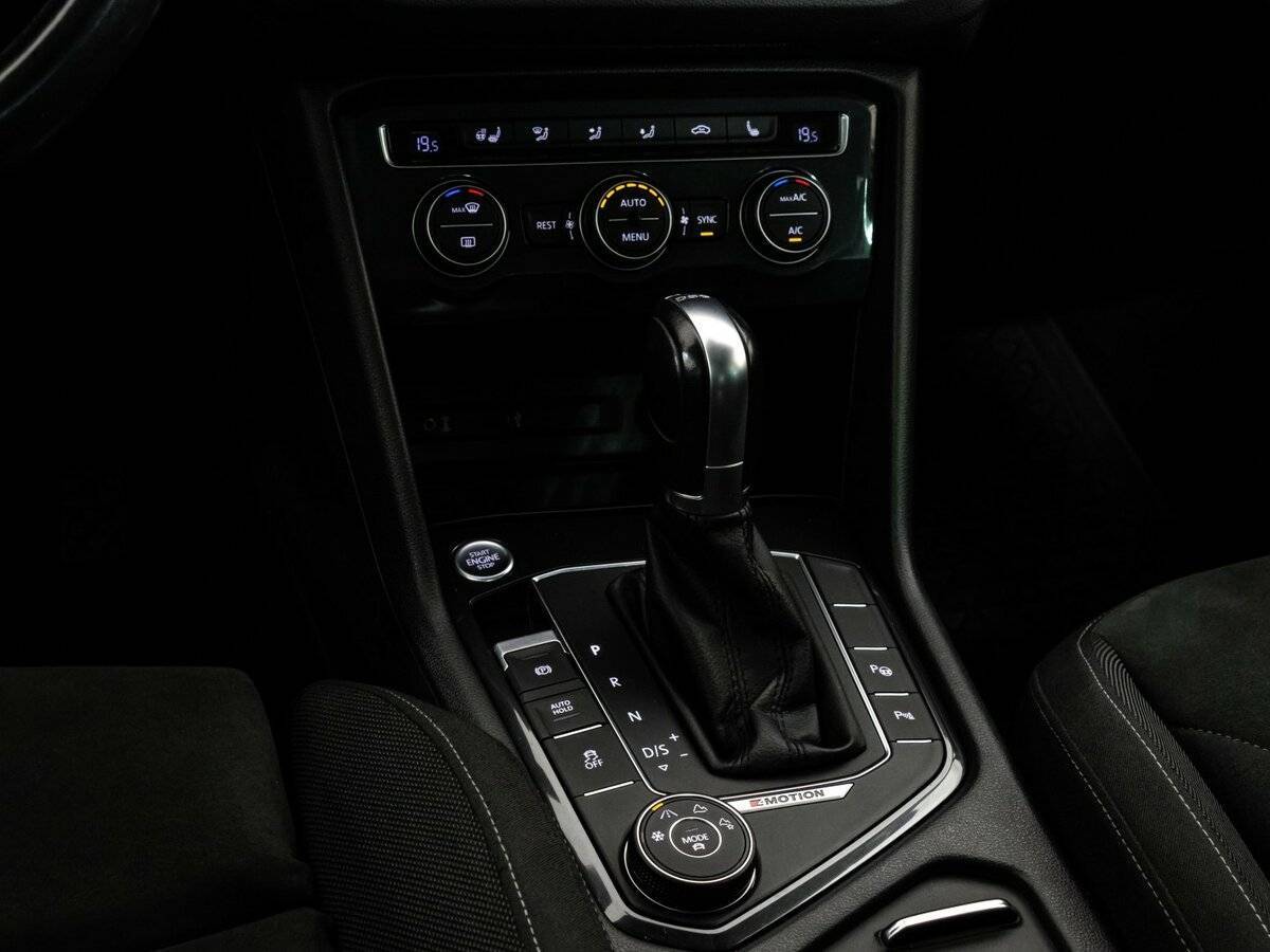 Купить Volkswagen Tiguan с пробегом. Фото: #13